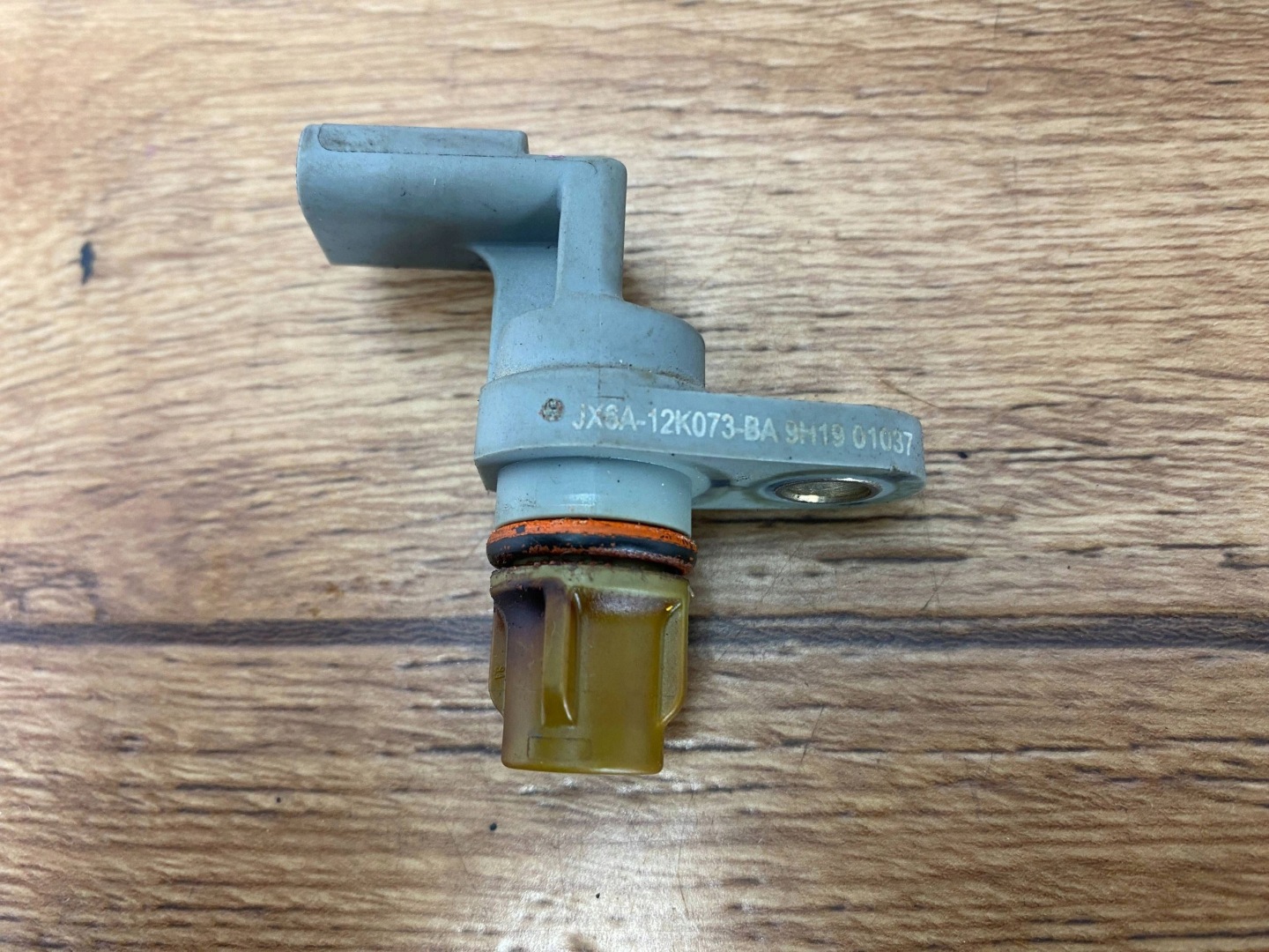 Nockenwellensensor des Zahnrads Ford Escape IV Kuga MK3 2020+