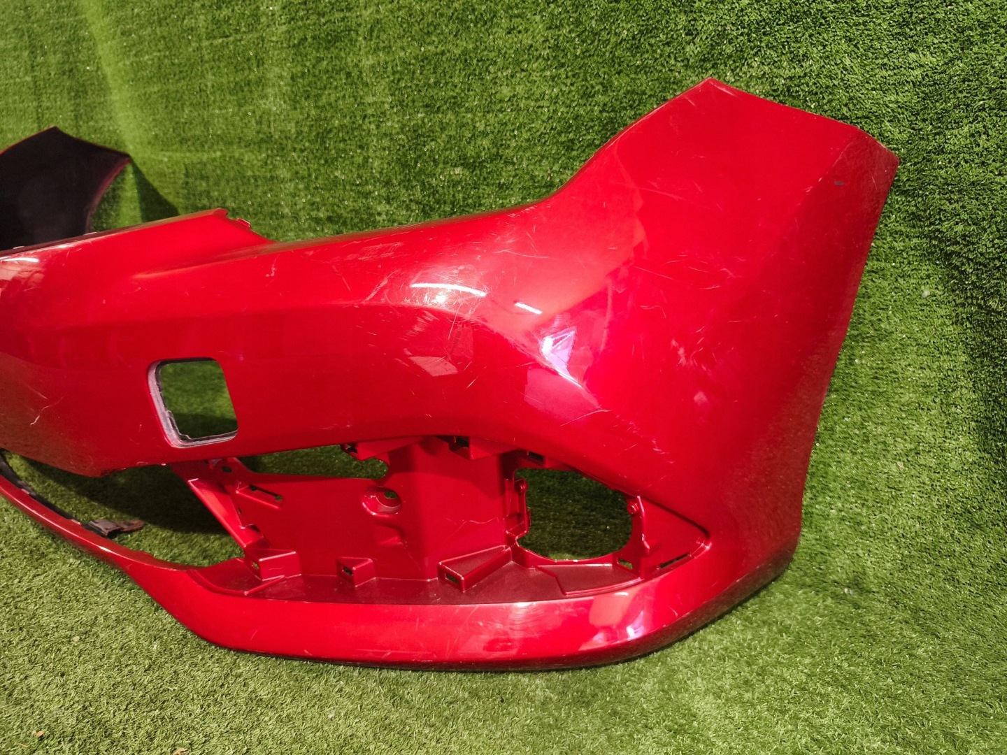 front bumper front TOYOTA AURIS II 15- without PDC NR.Z9044