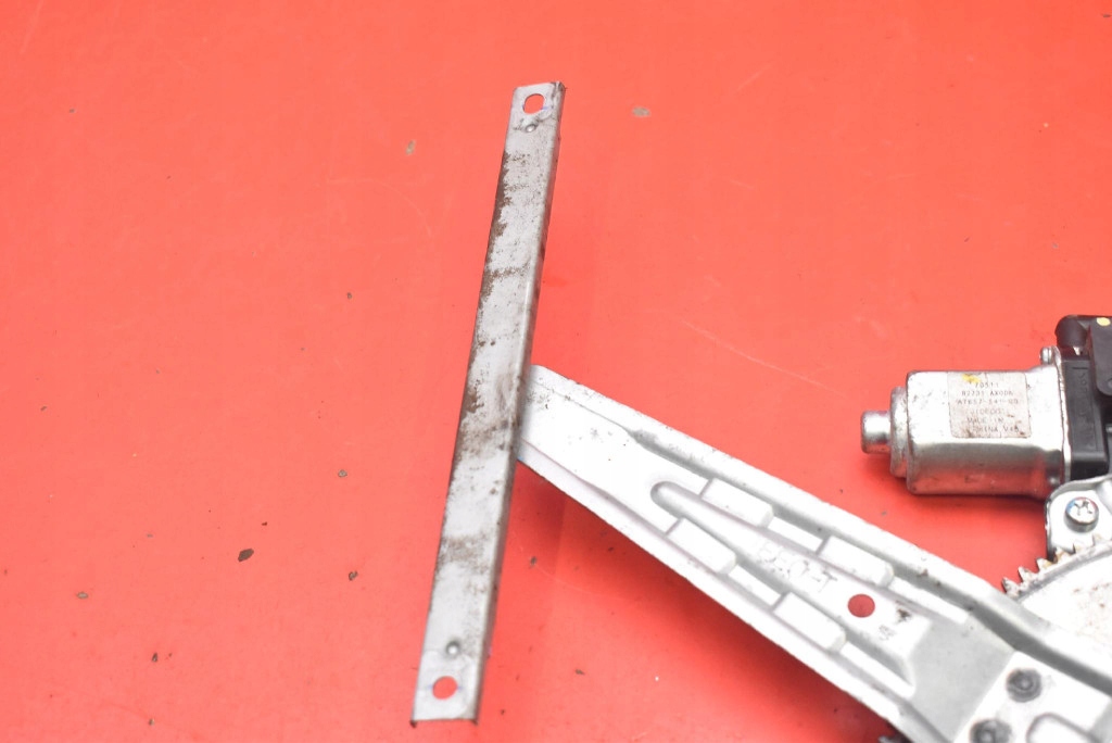 window regulator left rear part EU 82731AX00A NISSAN TIIDA 1 and HB 04-08