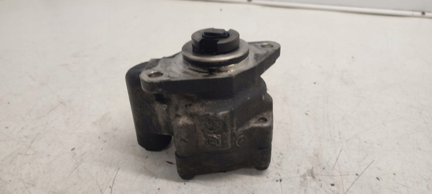 servo pump Opel Movano and 2,5D