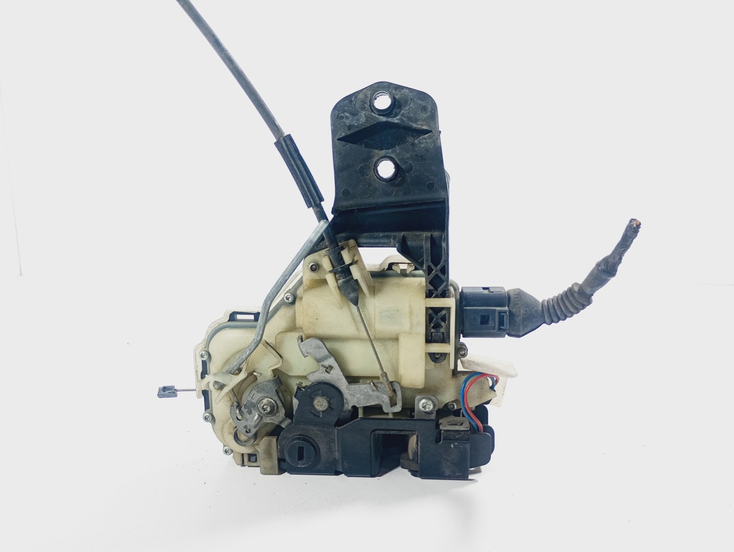 lock door left rear VW PASSAT B5 lift 00-05