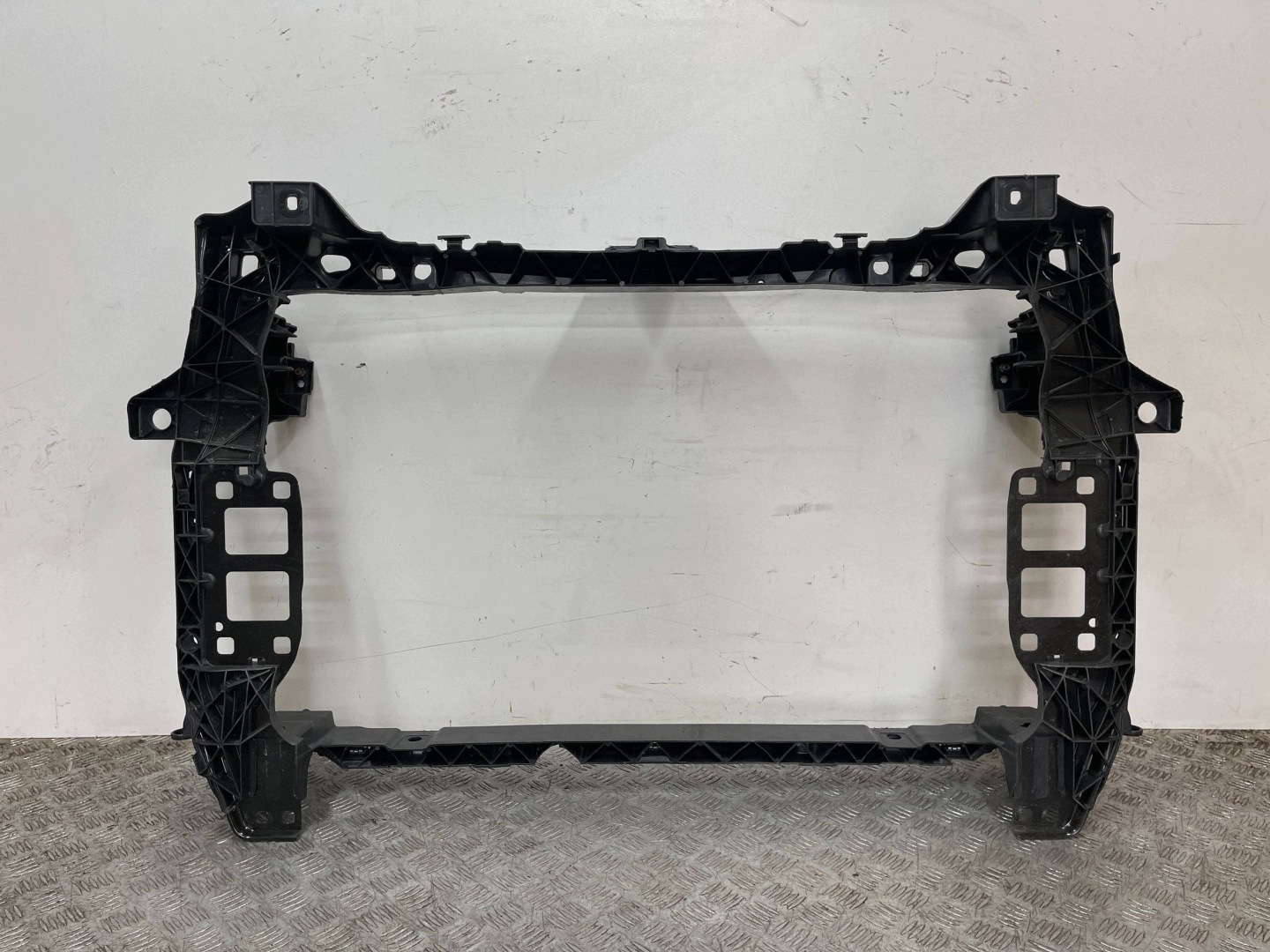 support panel for radiators front pillar AUDI Q7 Q8 4M 2 II 15- 4M0805594D