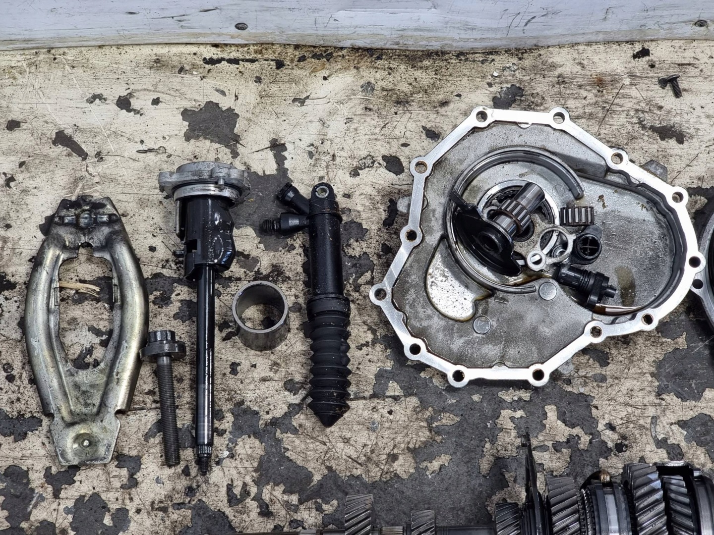 Getriebe CZESCI NEJ 2.0 TDI 176 KM AUDI A6 C7