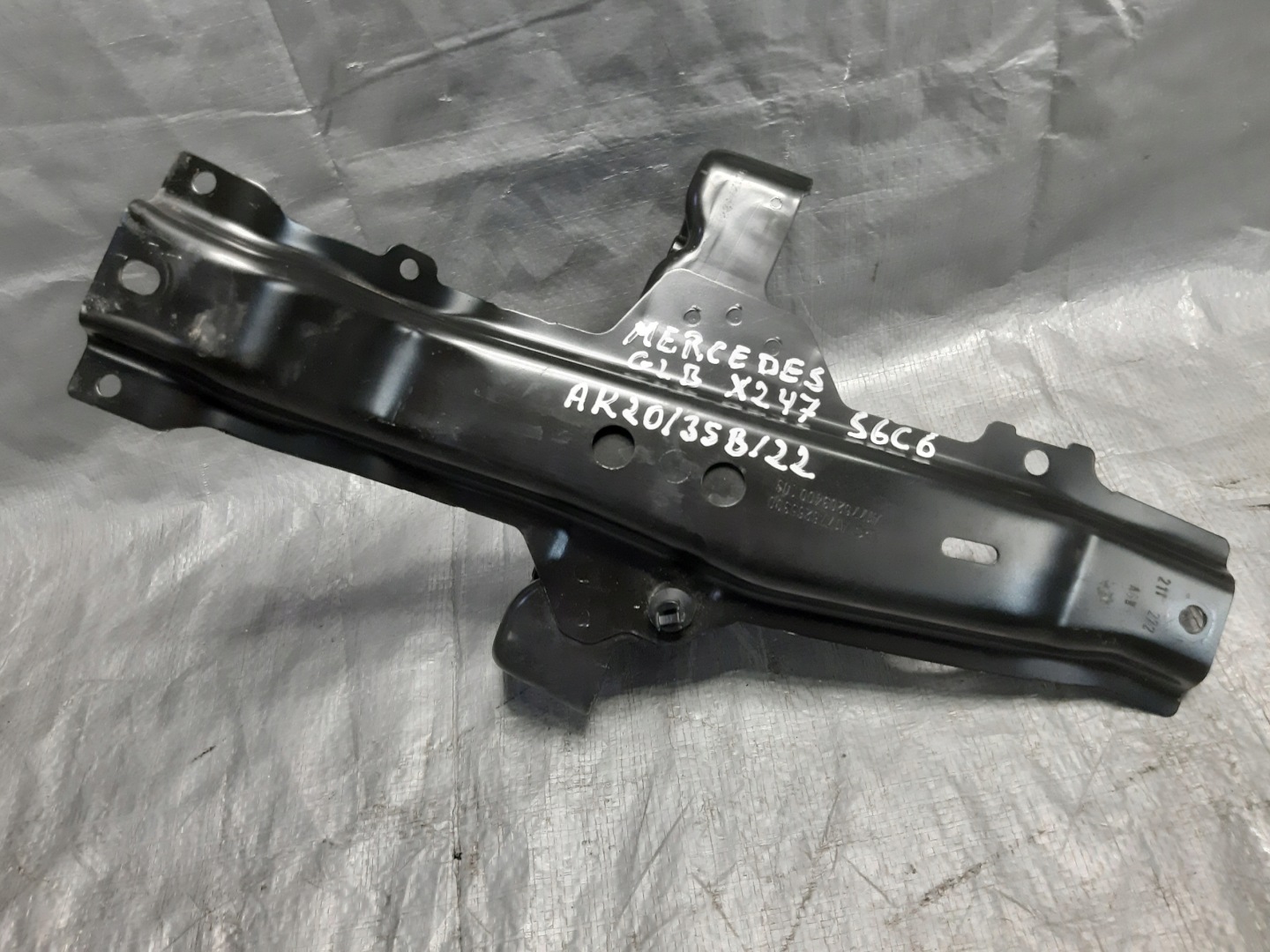 staffa Consolle per batteria Mercedes GLB X247