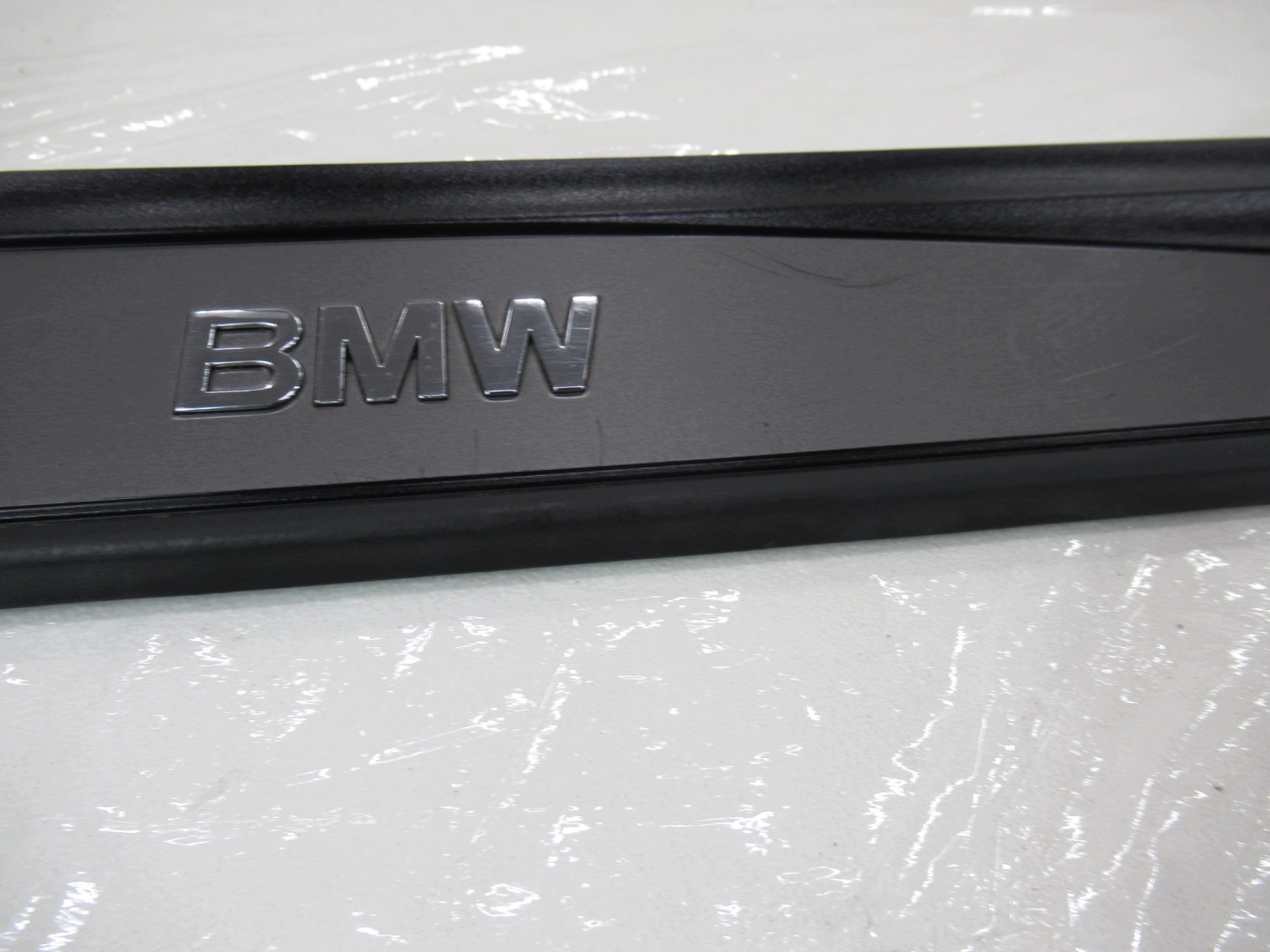 moulding threshold ozdobna cap left left front BMW e60 e61 sedan KOMBI