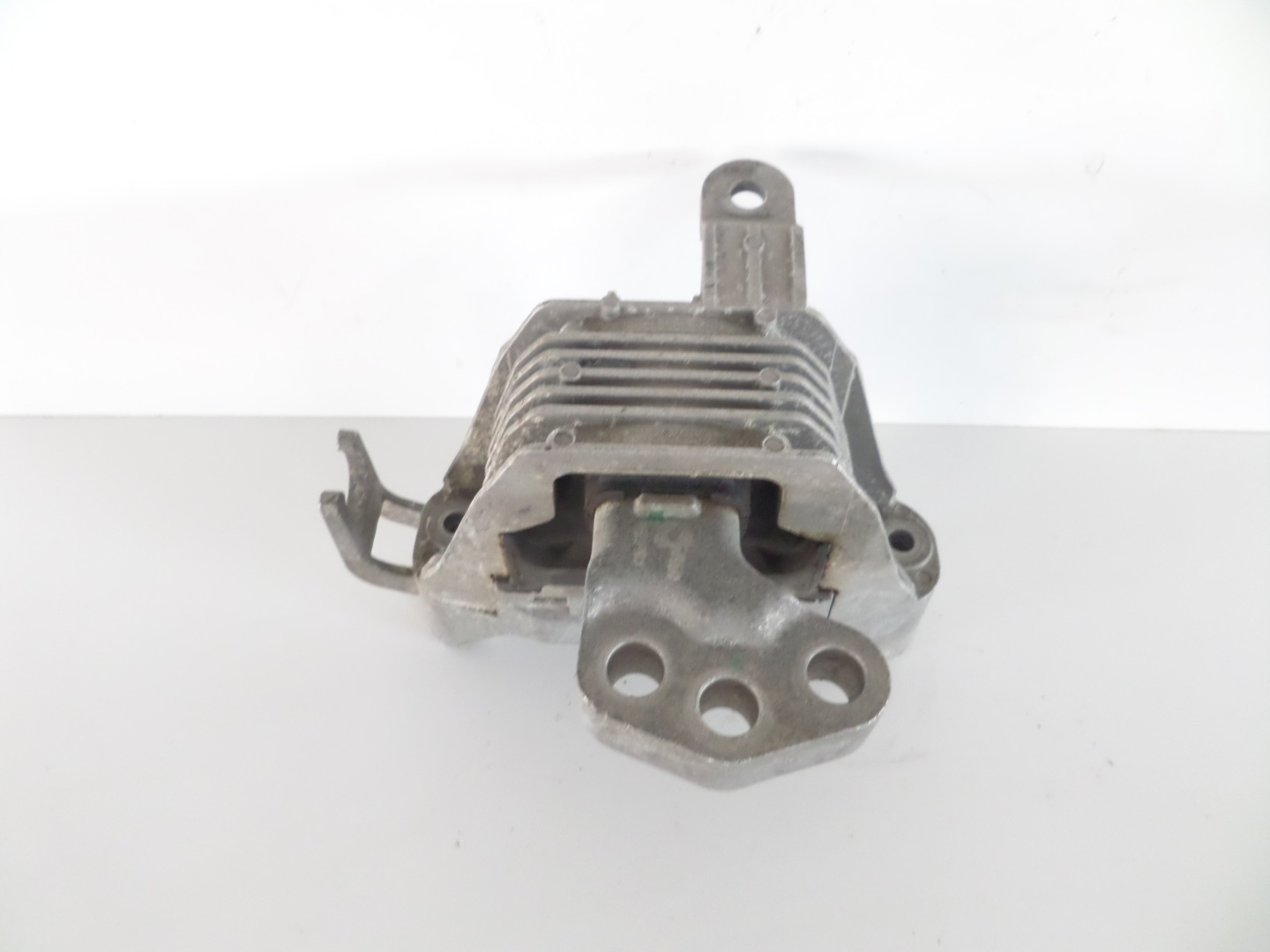 engine mount holder OPEL ASTRA IV J 09- 1.7CDTI
