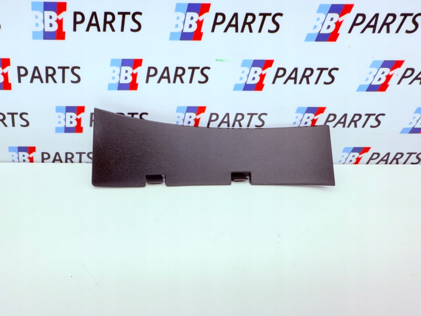 BMW F31 KOMBI cover moulding boot left 7313045
