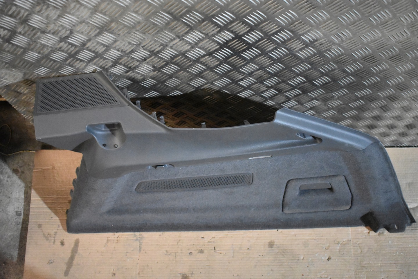 IDEALNY side rear right boot PORSCHE CAYENNE 9Y grey 1