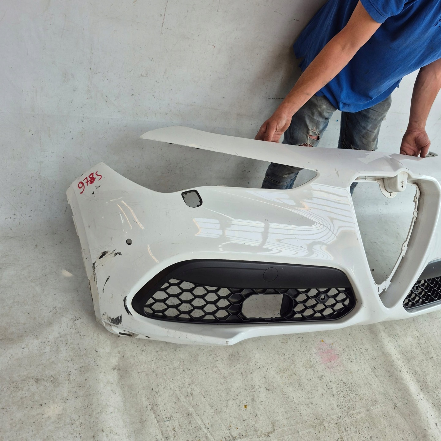 ALFA ROMEO STELVIO 16-> bumper front front washer PDC