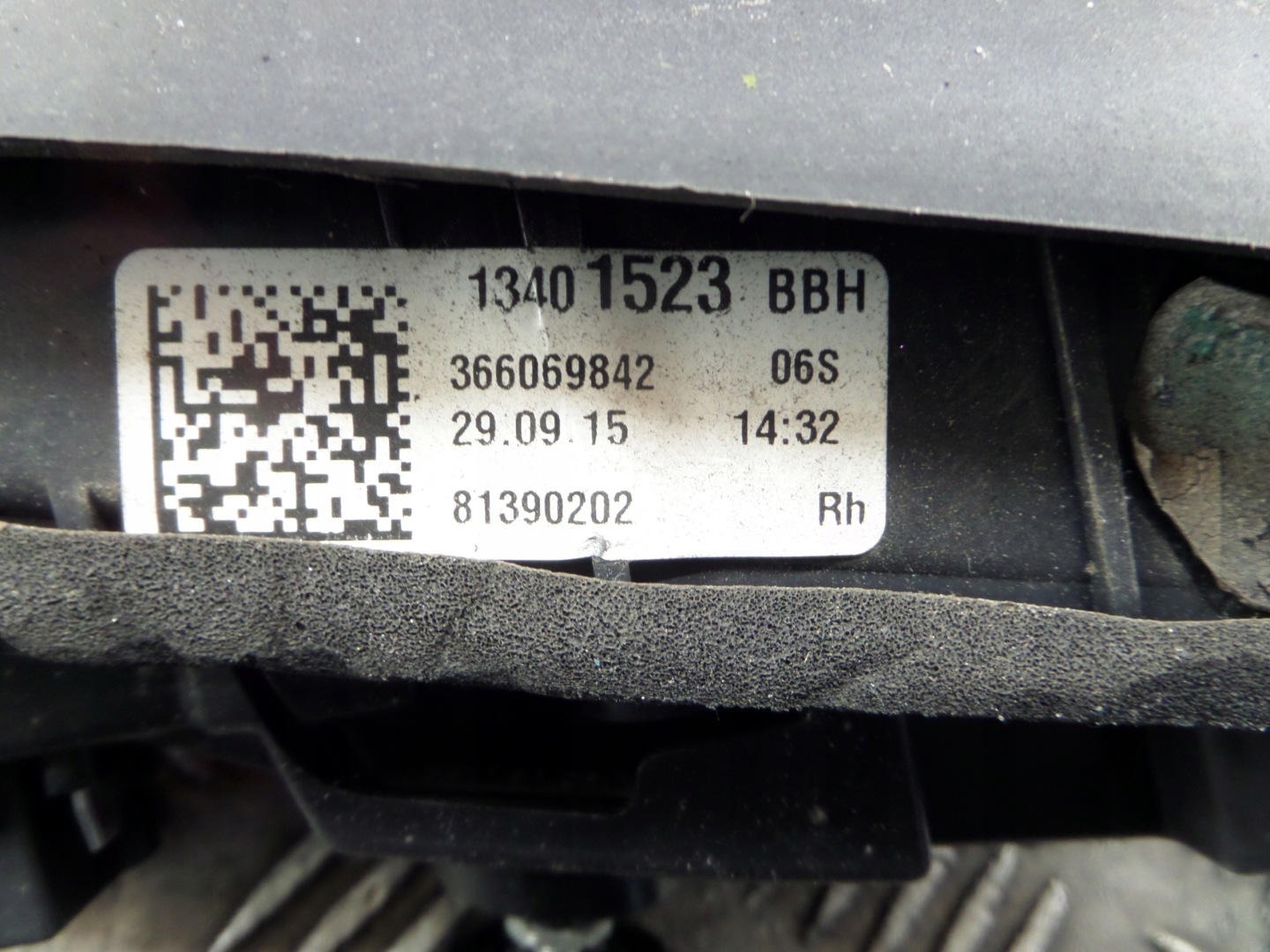 OPEL ASTRA K light right rear to the bonnet 13401523
