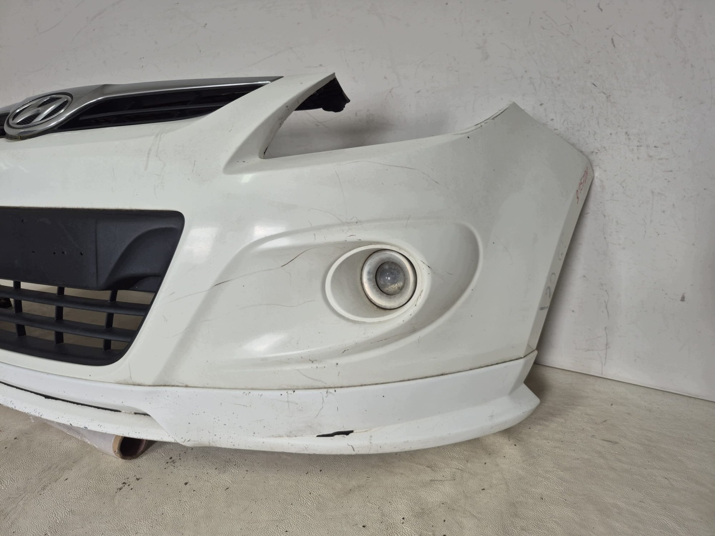 HYUNDAI I20 and 1 S LIMITED 08- bumper front front 86511-1J000