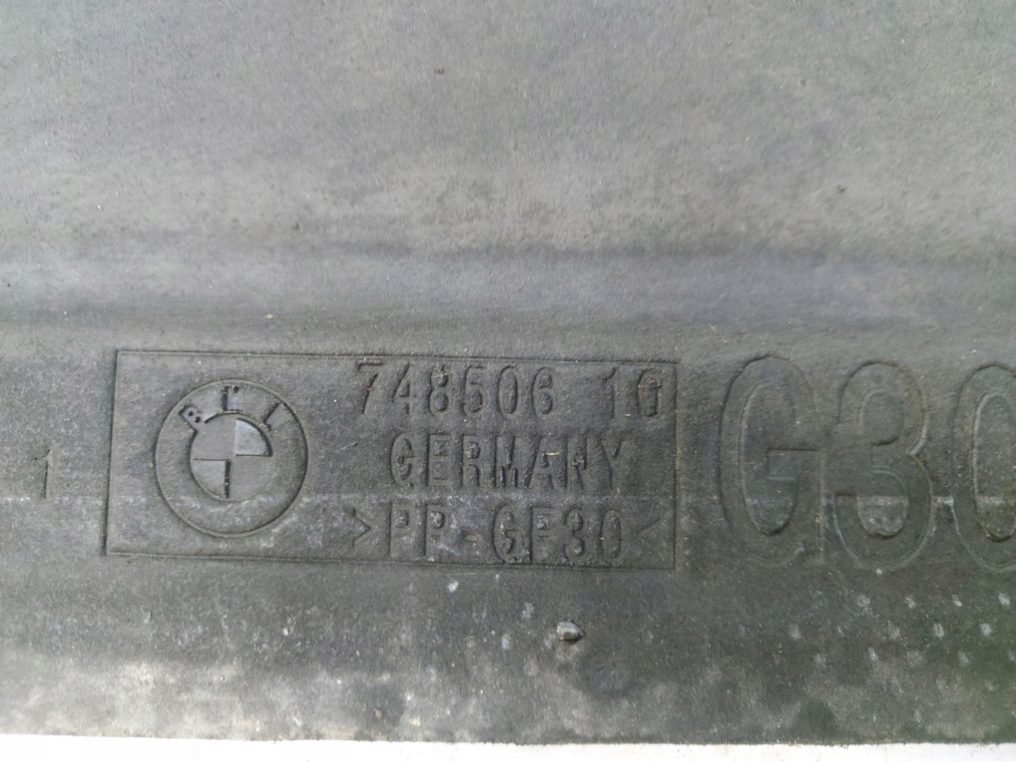BMW G30 530E Blende Abdeckung abdeckung PODOWZIA 74850610