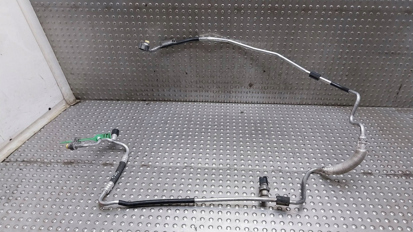 schlauch klimaanlage 9151736 BMW E90 E91 E92 E93 2.0B