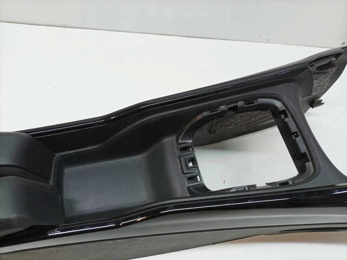 TUNEL media Peugeot 2008 e (2013-2019)