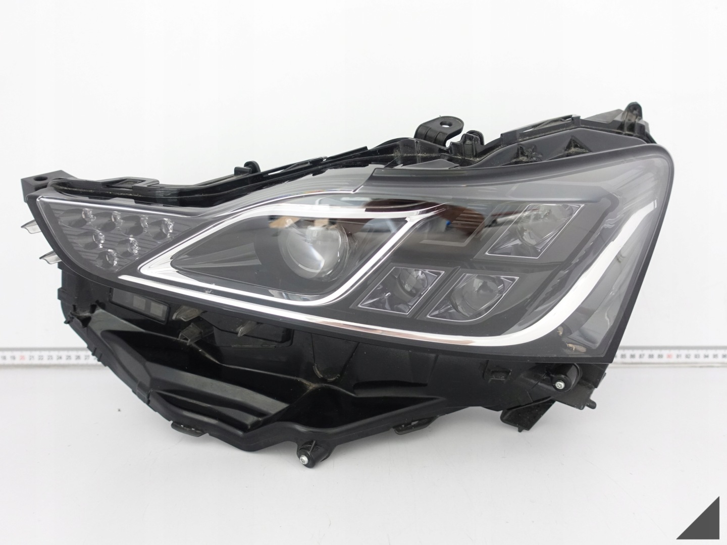 LEXUS IS III 3 LIFT 16- FULL LED left front EU light