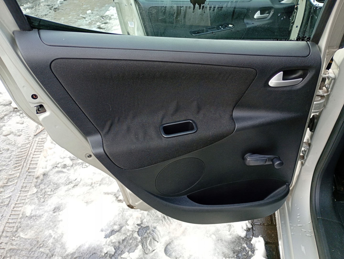 Peugeot 207 SW 07-13 upholstery side side left rear part rear