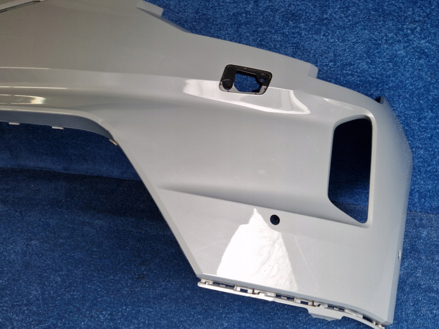 VOLVO EX90 24- bumper front front DO LAKIEROWANIA 32296690