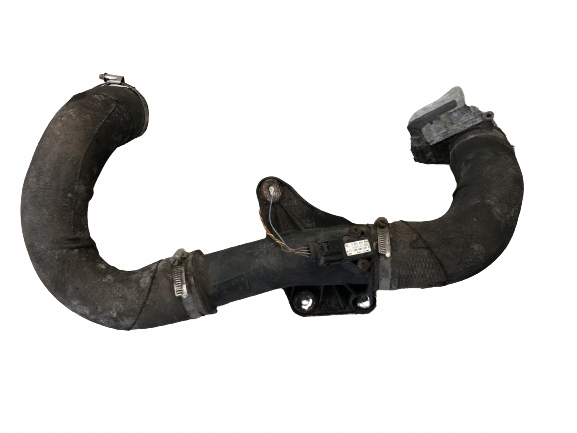 trouba vedení intercoolera A4 B8 8K0145673E