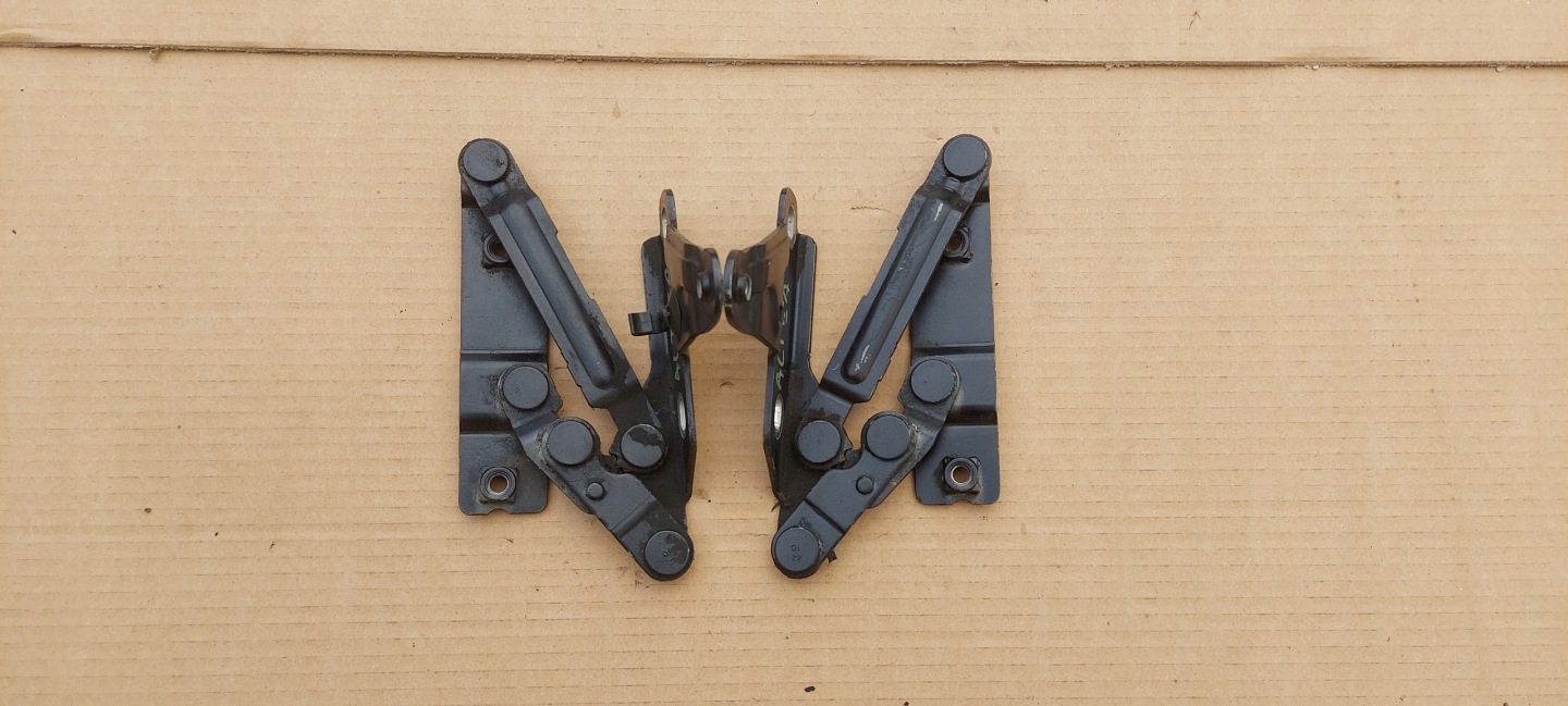 bonnet hinges ALTEA TOLEDO 04-15 LAK: LC9Z