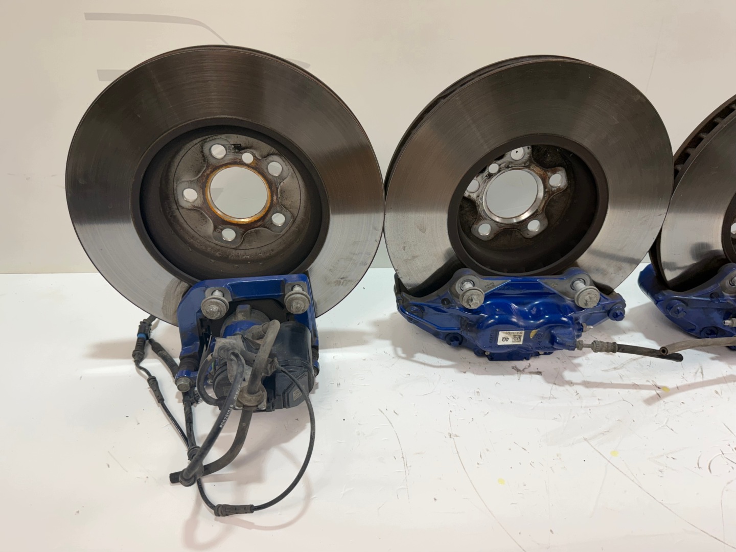 třmeny kotuče plotýnky m-packet BMW 4 G26 7915321