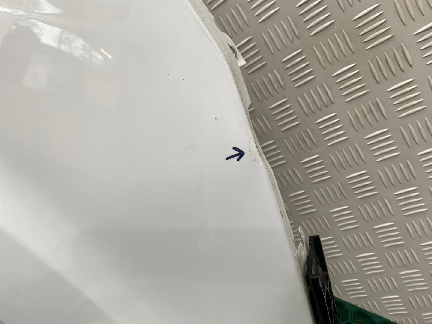 FORD TRANSIT MK8 13-25 fender front right front FROZEN WHITE OE