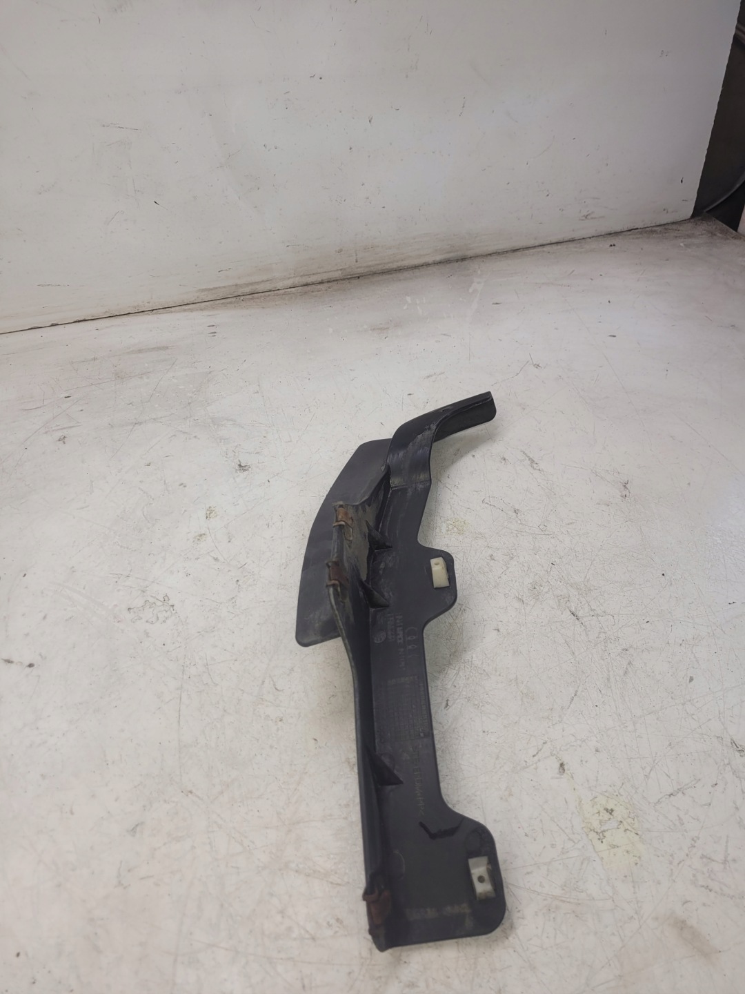 mudguard flap SPOJLERA right AUDI Q5 8R 8R0853888