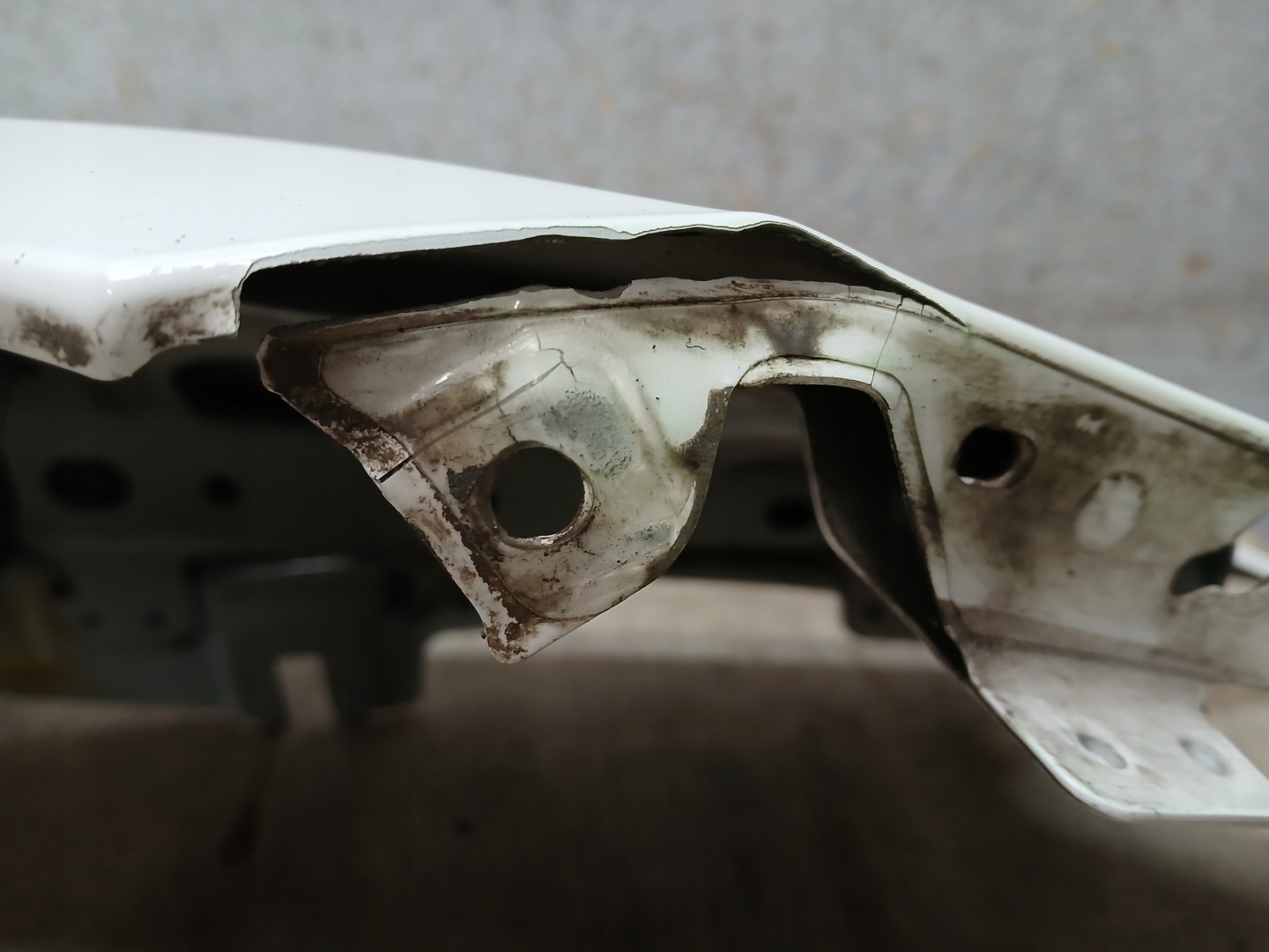 fender front right MERCEDES E KLASA W213 A213