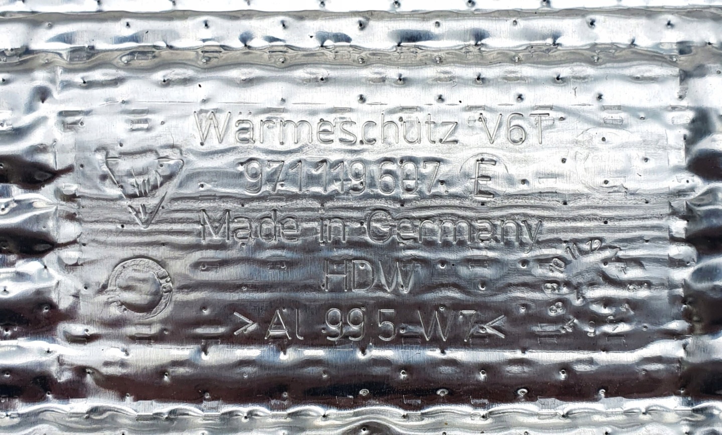 BLENDE ABDECKUNG TERMICZNA PORSCHE PANAMERA 971 17+ OE