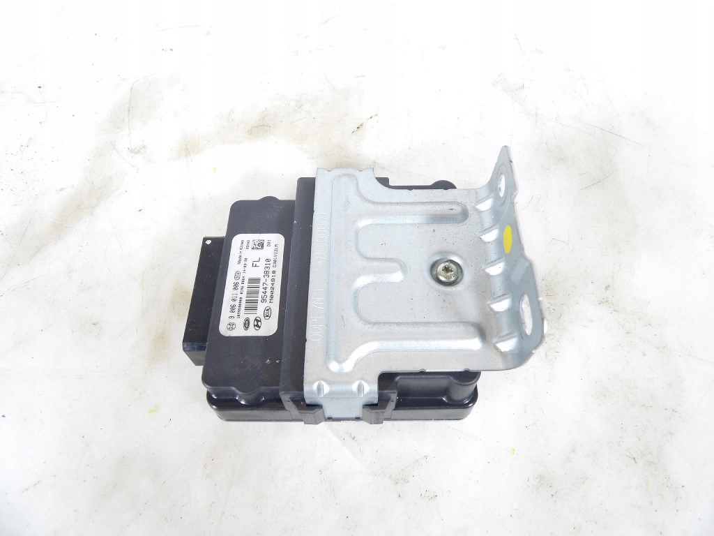 module control unit ECU 95447-3B310 HYUNDAI IX35 13R