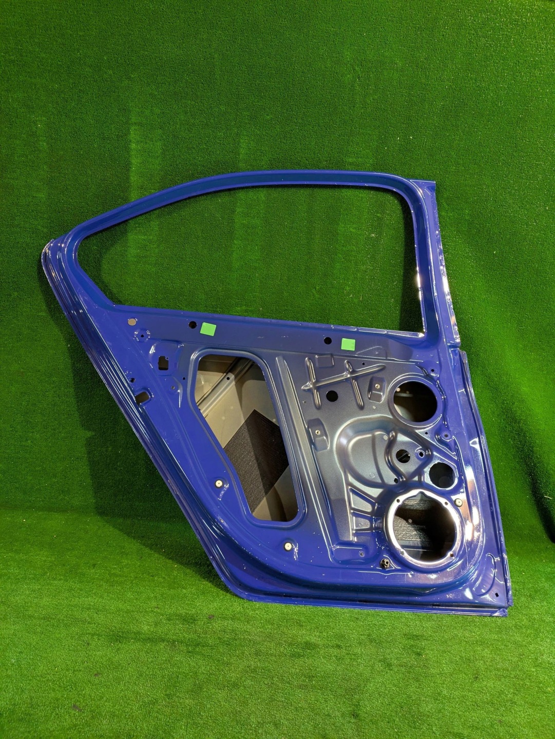 door rear. left left rear part SKODA OCTAVIA III sedan