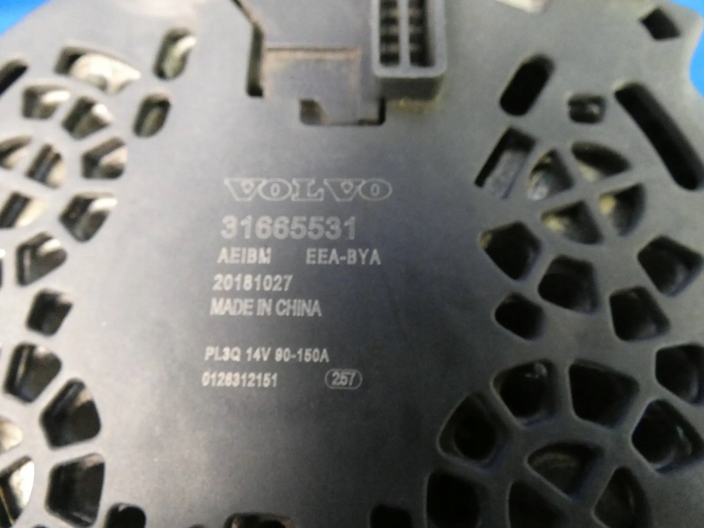VOLVO XC40 1.5 T3 TURBO ALTERNATOR