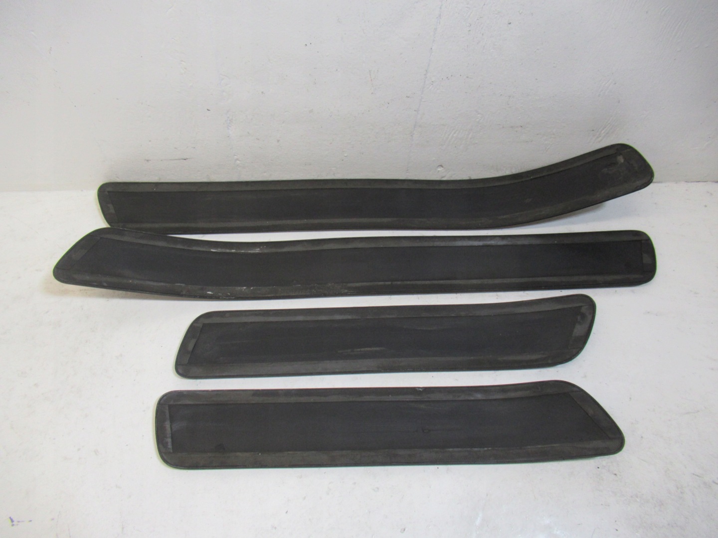 mouldings running board SUZUKI VITARA 99000-990YC-541