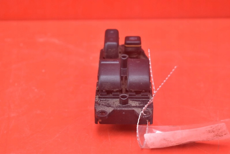 control panel of the window 84820-02111 TOYOTA COROLLA E12 00-08