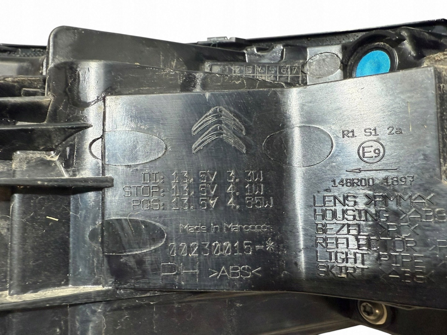 light rear right right rear part LED VISION Citroen C4 X III 9837418780