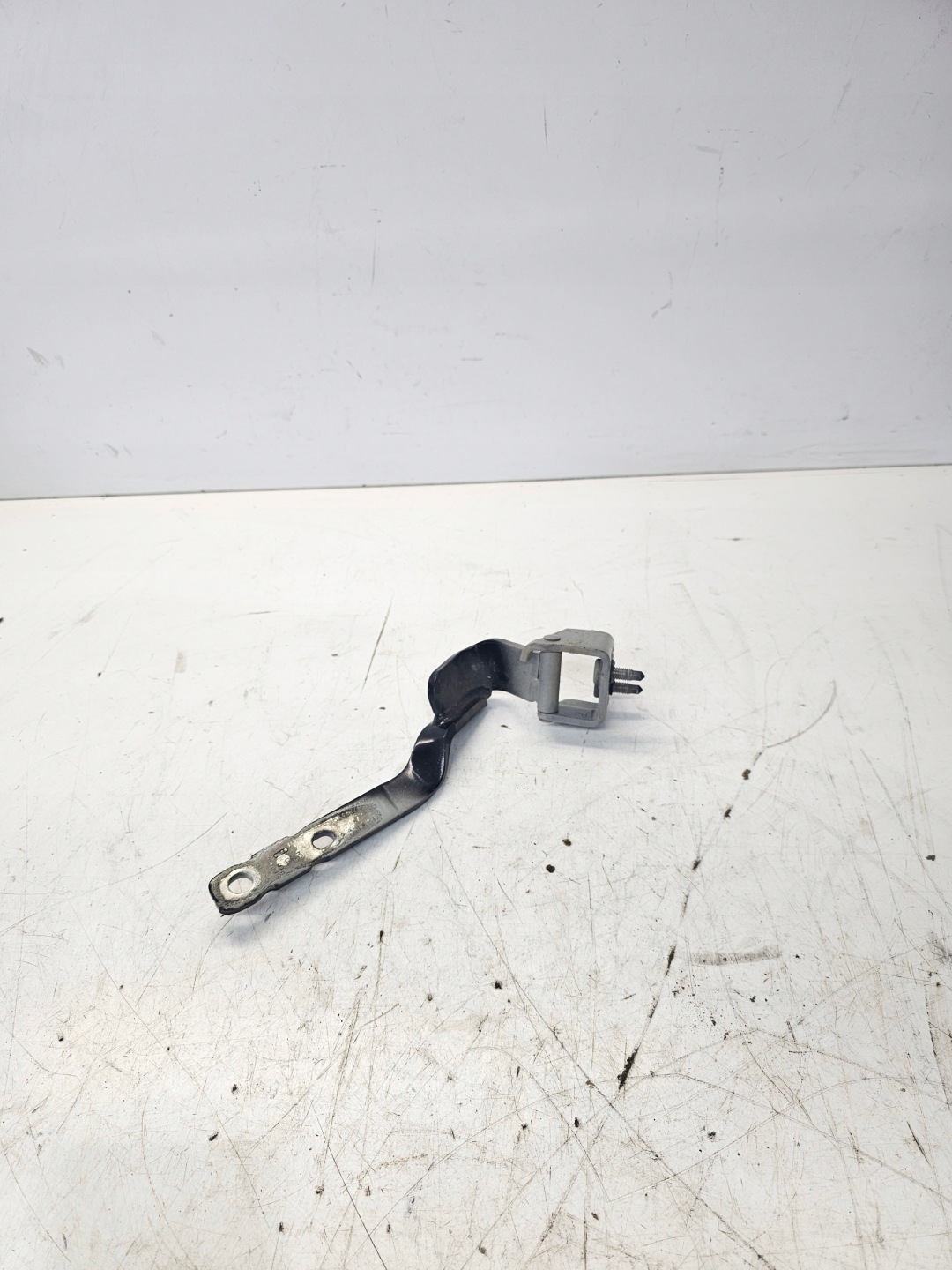 hinge bonnet right rear part AUDI A1 8X 5-door 8X4827300