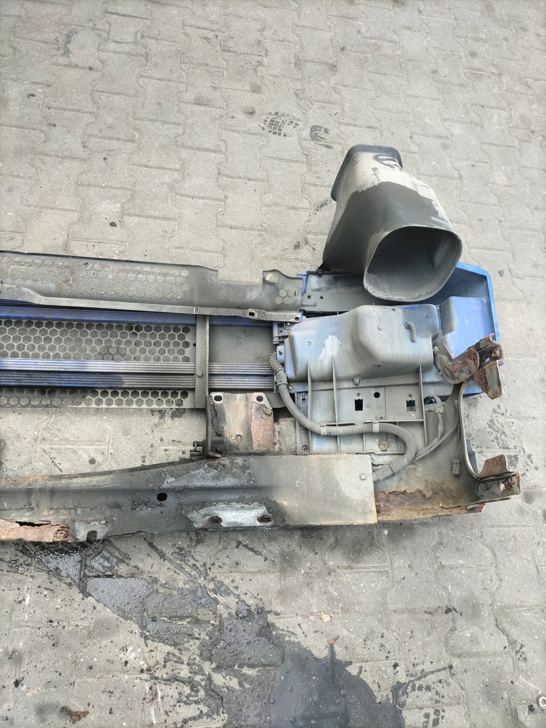 Frontstoßstange SCANIA 380