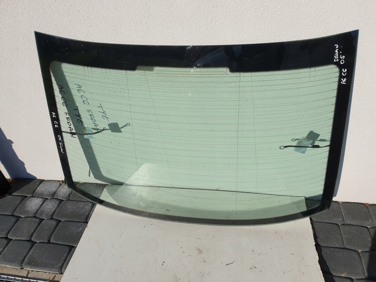 window rear AUDI A6 C6 2004- sedan