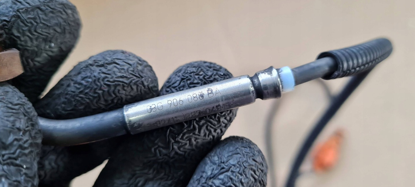 A6 C6 LIFT Sensor TEMPERATURY Gase 2.0 TDI 03G906088BA