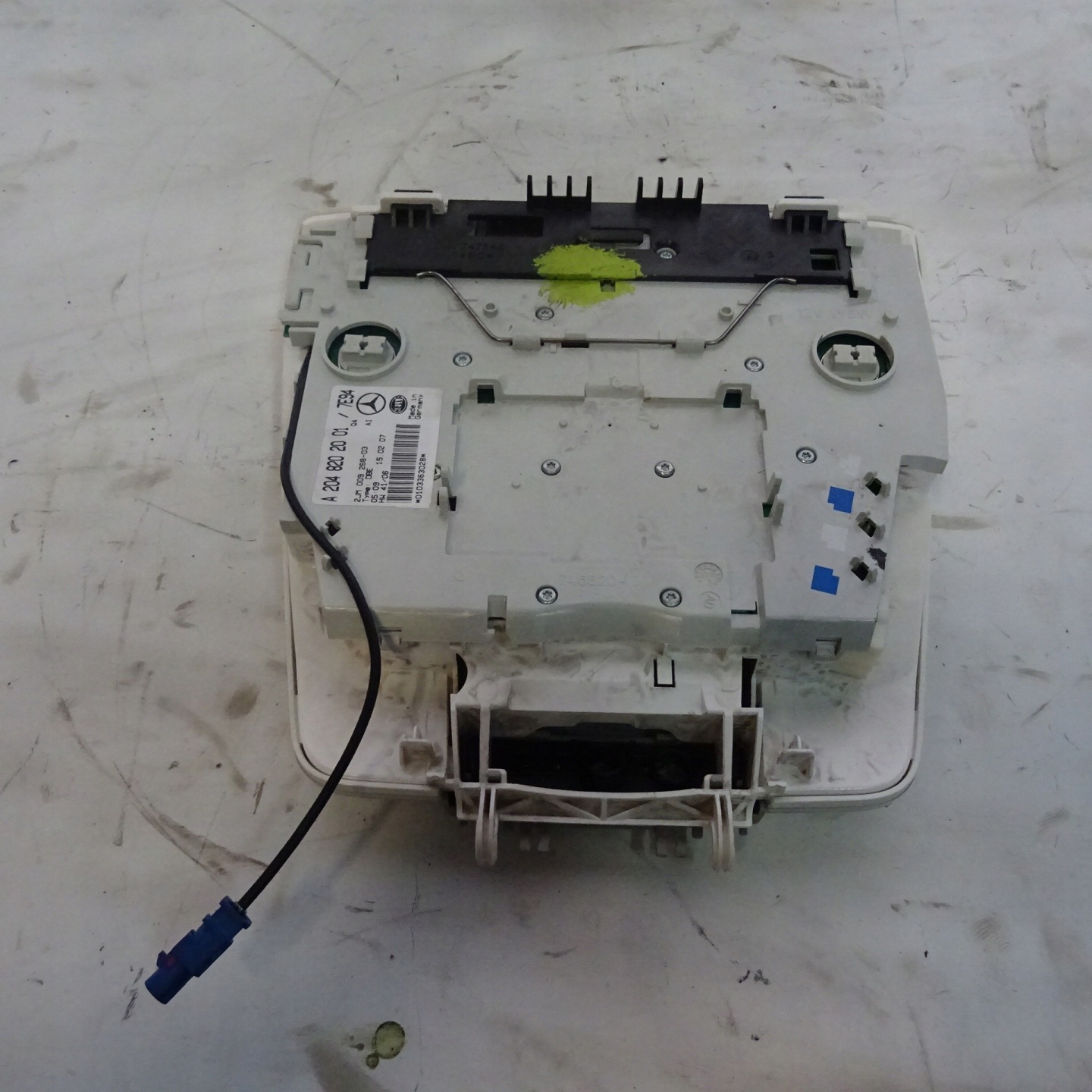 MERCEDES C W204 Feux phare Interne Avant A2048202001