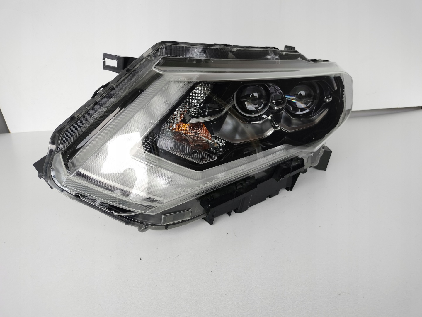 light left REFLEKTOR NISSAN X-TRAIL T32 18- LIFT FULL LED