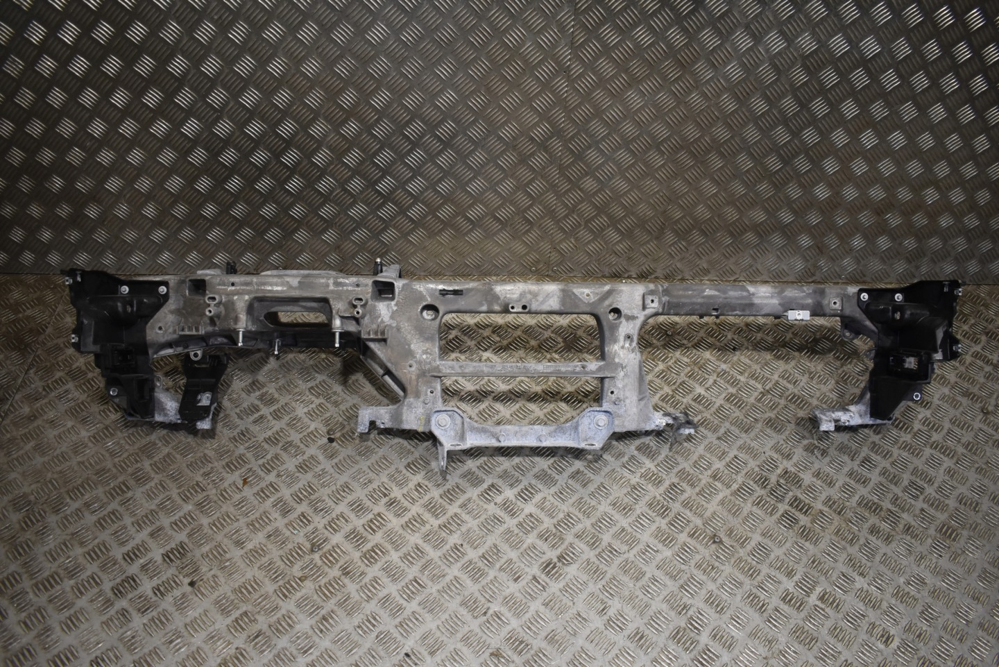 IDEALNY Support Console HEAD UP PORSCHE PANAMERA 971 1