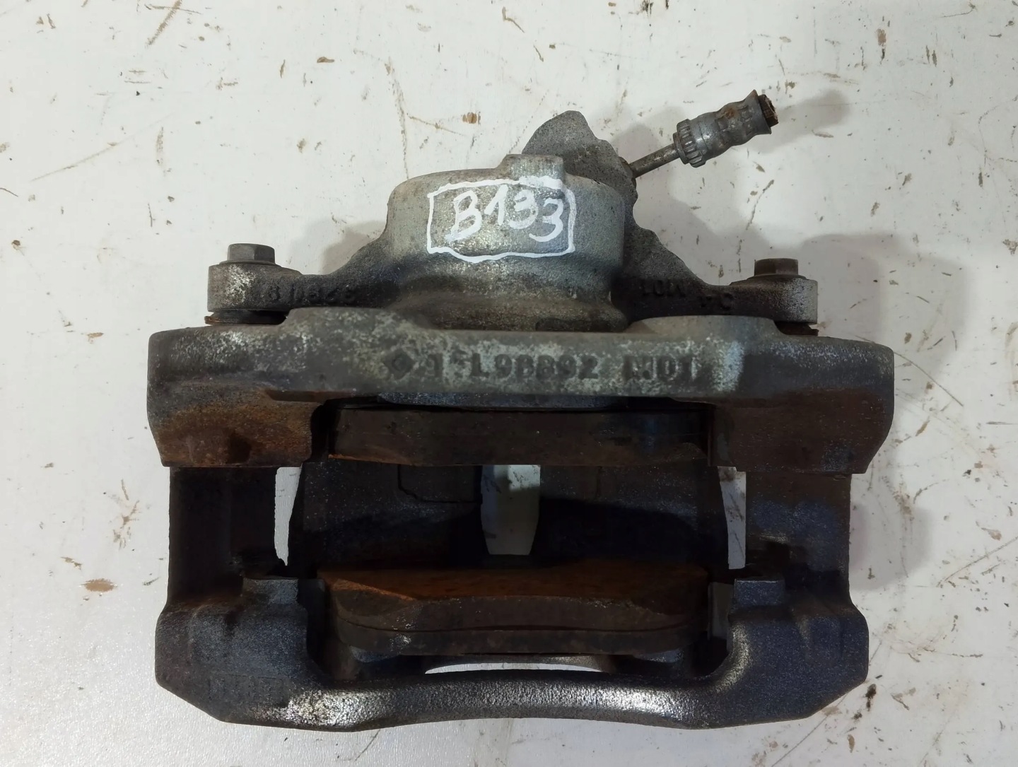 Opel Crossland X caliper front right L94145 (133)