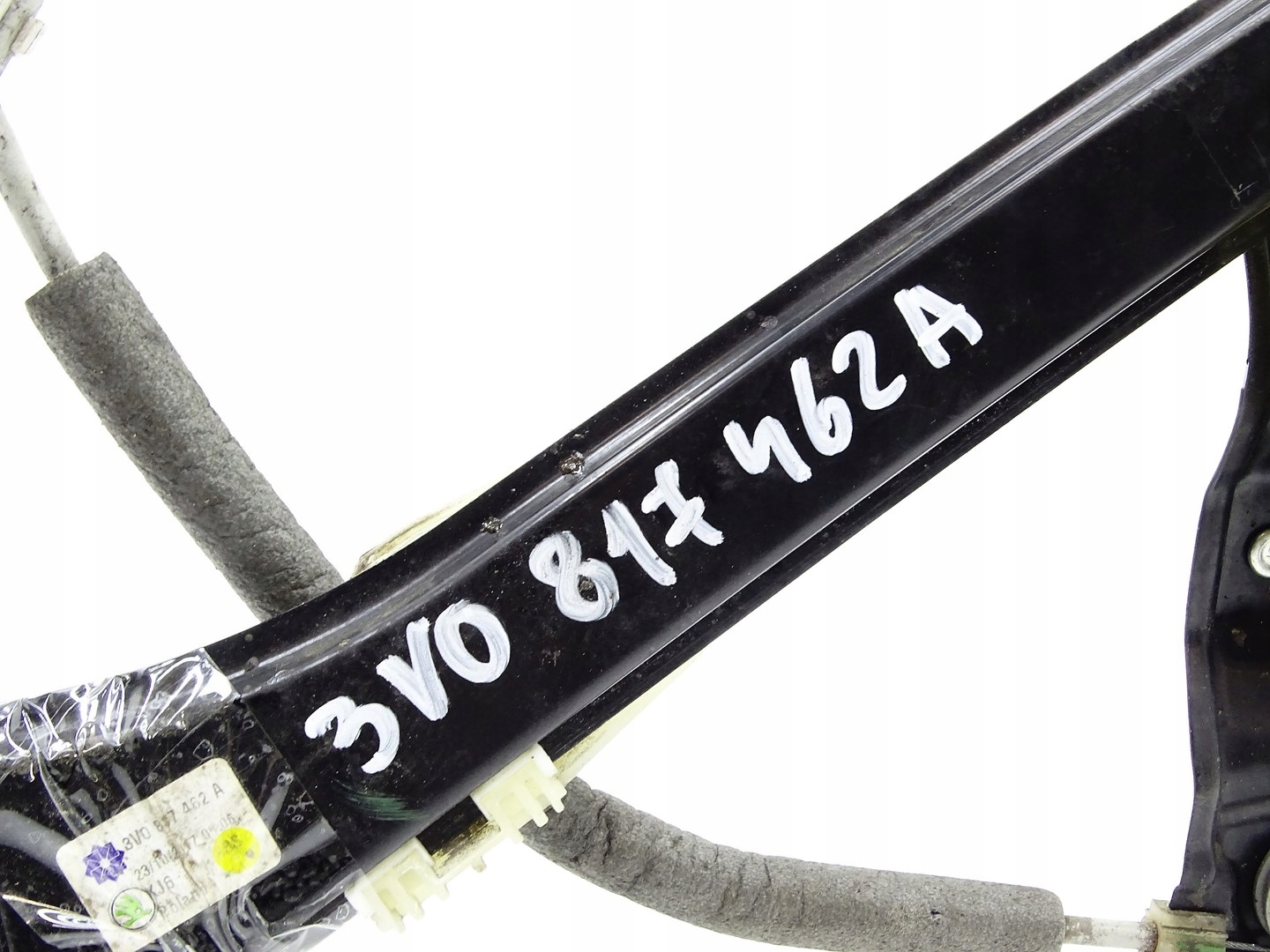 window regulator mechanism right front front SKODA SUPERB III 3V0837462A