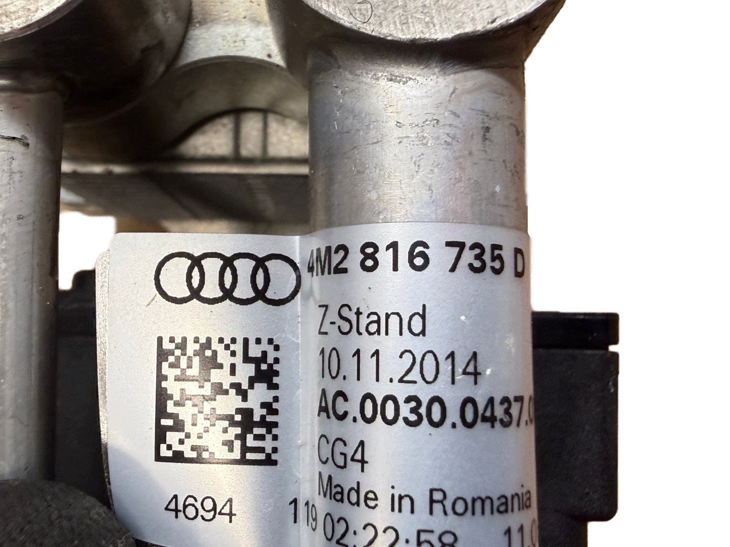 AUDI Q7 Q8 4M WYMIENNIK CIEPLA 4M0816115A