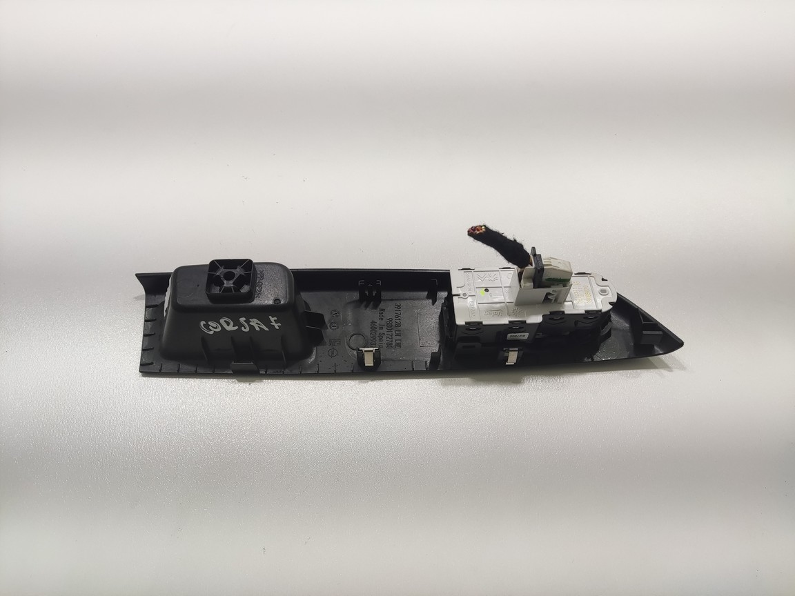 PANEL window control switch left front OPEL CORSA F 2019-2024 39176128 39089070