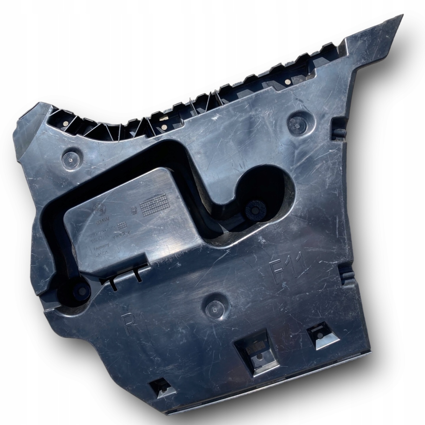 bumper bracket right rear part BMW 5 F11 LIFT 7207112