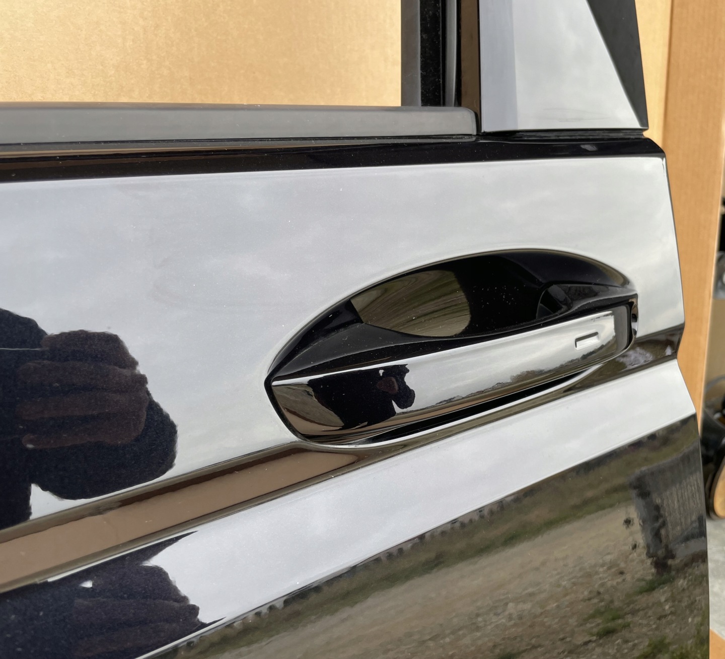 door VW T7 MULTIVAN 2023- W colour LC9X as new complete original