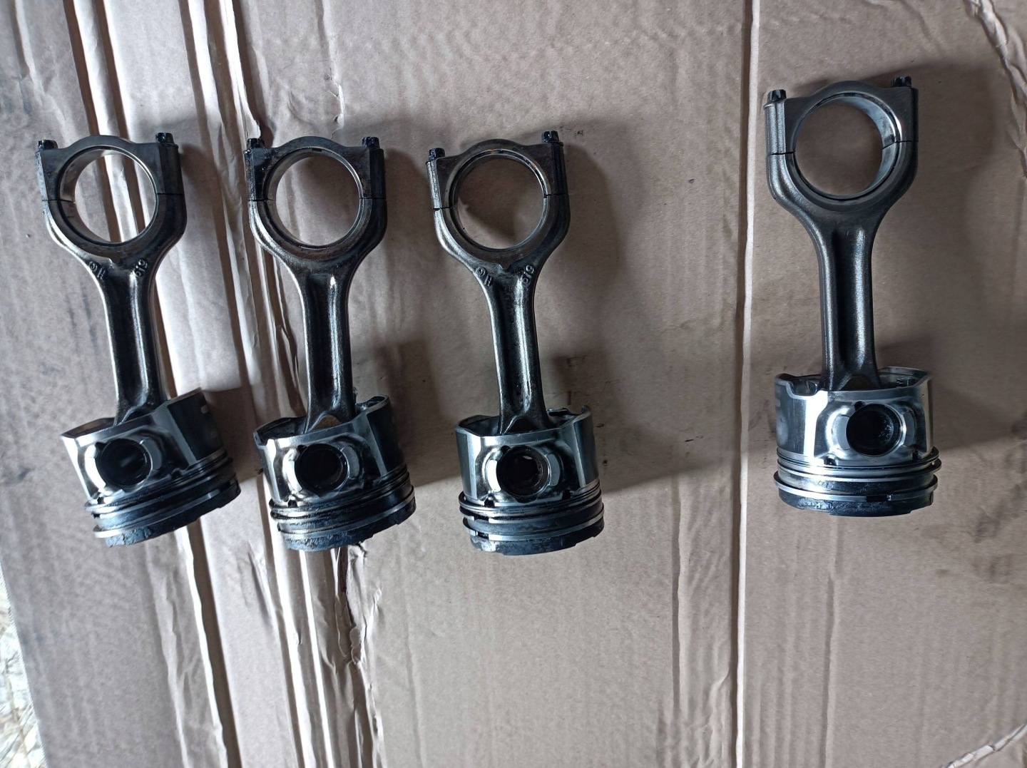 Piston avec bielle PSA 1.6 HDI 75L93
