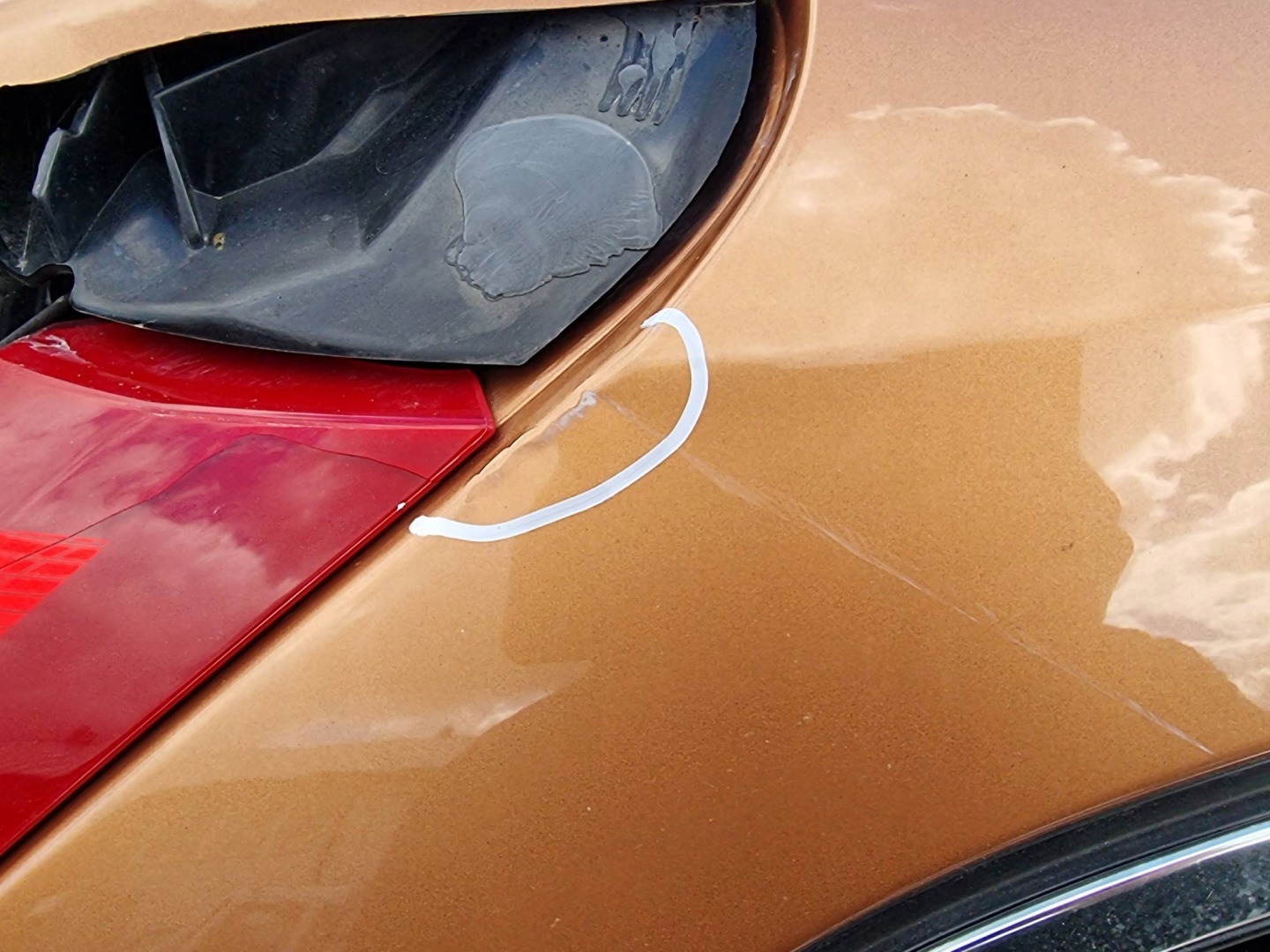 LONGHERONE parafango Destra posteriore 704 VIBRANT COPPER VOLVO V60 e