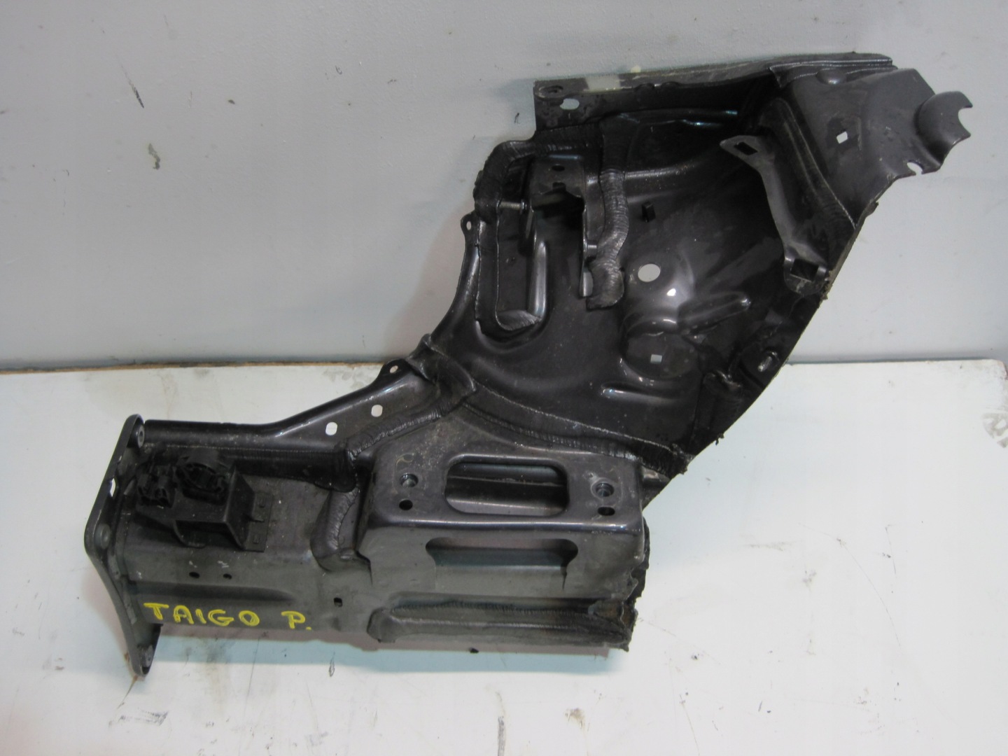 Quarto LONGHERONE Destro Anteriore VW TAIGO